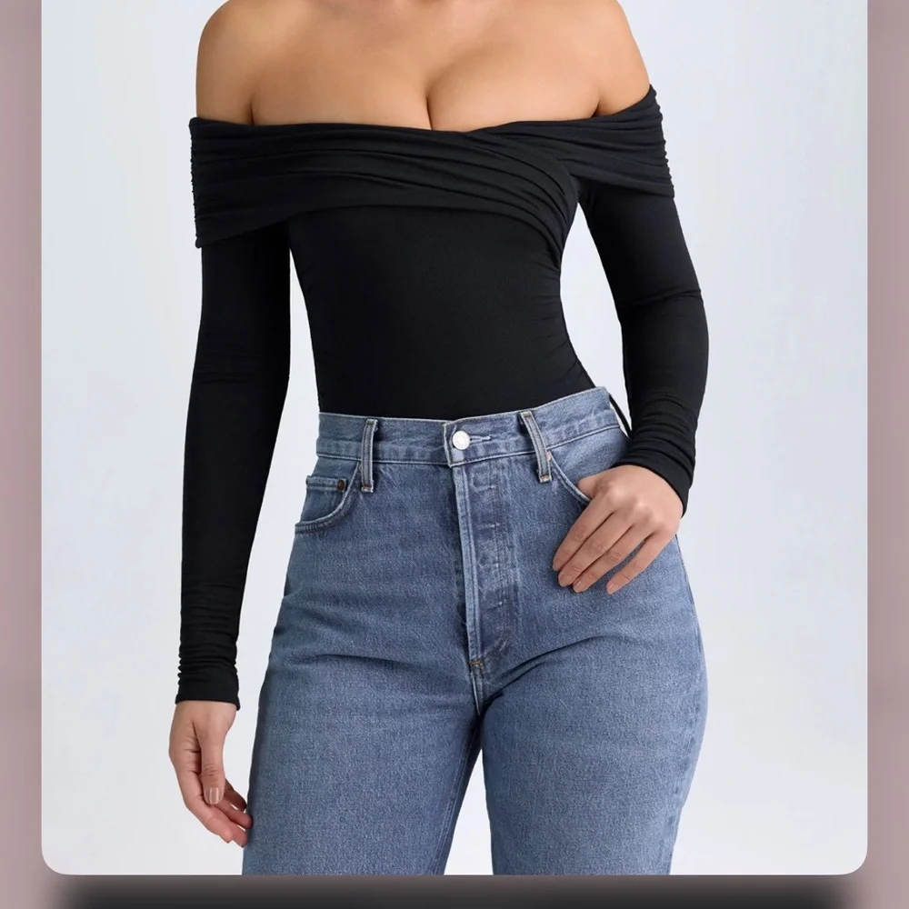 Oh Polly Black Off-Shoulder Bodysuit - Picture 1 of 1